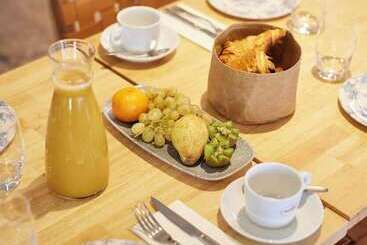 هتل Restaurant Isidore Nice Ouest