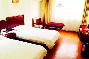 ホテル Greentree Inn Shanghai Chedun Film Park Songmin Road Express