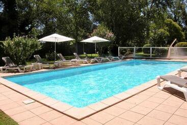 فندق Ibis Cavaillon Portes Du Luberon