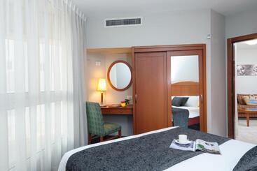 فندق Arena By The Beach