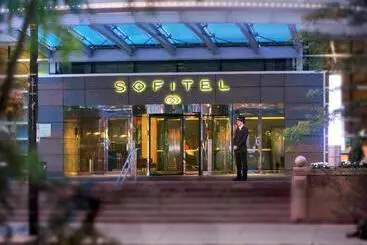 ホテル Sofitel Montreal Golden Mile