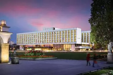 فندق Sofitel Warsaw Victoria