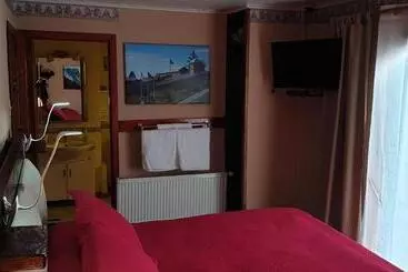 Majatalo La Casa Guesthouse