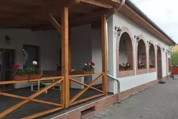 Majatalo Pizza Tábor Apartman