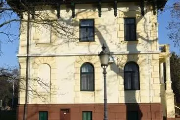 Pensionat Guest House Vila Lujza