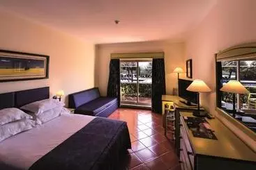 فندق ريفى Vila Galé Alentejo Vineyards