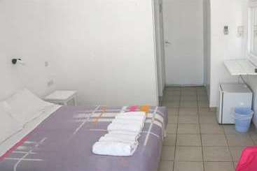 بنسيون Mata  Holidays In Colorful Spetses