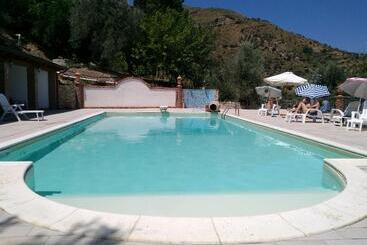 هتل روستایی L'uliveto