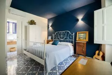 Bed and Breakfast Qu4ttro I Crudo Home