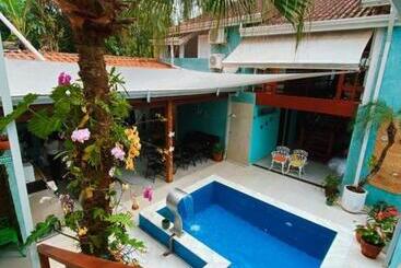 Pensió Tô Na Praia Juquehy Pousada