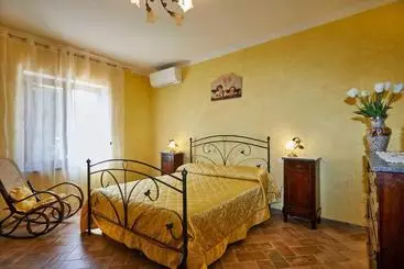 Hotel Agriturismo Montecrespini