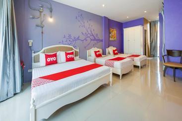 Hotelli Oyo 269 Eyeda Vintage Guest House Huahin Near Hua Hin Hospital