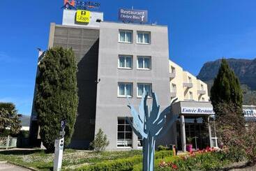 فندق Le Neron Logis