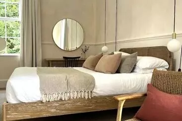 Coed Mawr Hall Bed & Breakfast