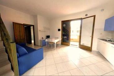 מלון דירות Pomposa Residence