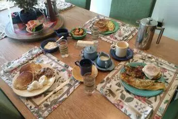 13 Hills Bed & Breakfast