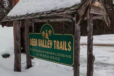 ユースホステル Deer Valley Trails