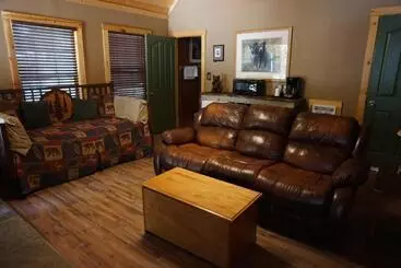 Hotelli Shaver Lake Village