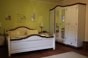 Pension Landhaus Ingrid B&b