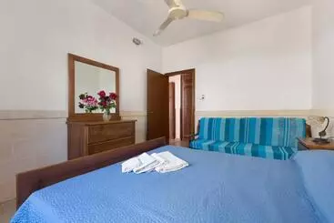 Aparthotel Residence La Scogliera By Barbarhouse