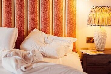 Hotel Glasson Lakehouse