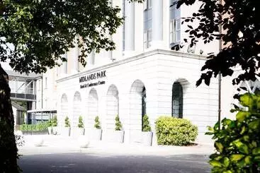 ホテル Midlands Park