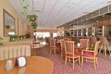 酒店 Sandcastle Resort At Lido Beach