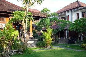 Aamiaismajoitus (B&B) Kubu Munggu