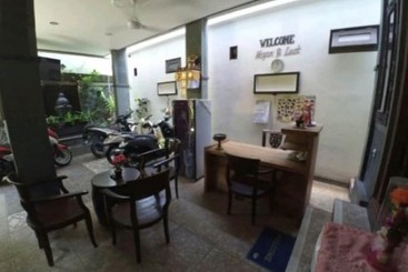 膳宿费 Wayan B Luck