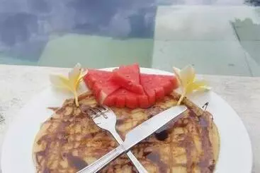 Green Paddy Hostel & Villa