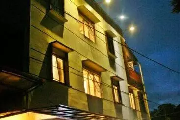 Hotel Leos