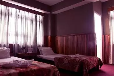 Hotel Rabdentse Residency