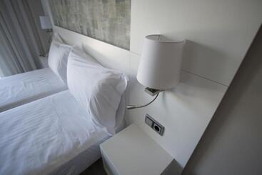 ホテル Inffinit Sanxenxo