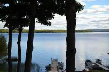 Hotelli Aj S Lodge And Oven