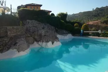 Apartamentos La Casona De Vidiago