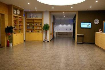 בית מלון כפרי 7 Days Premium Nanchang Chaoyang Middle Road Nanchang Bridge Branch