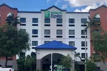 호텔 Holiday Inn Express And Suites Fort Lauderdale Airport West, An Ihg