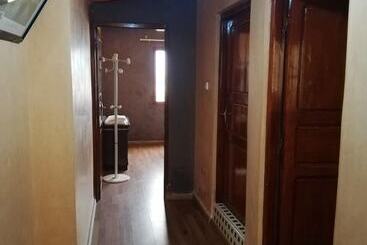 簡易ホテル Hagounia