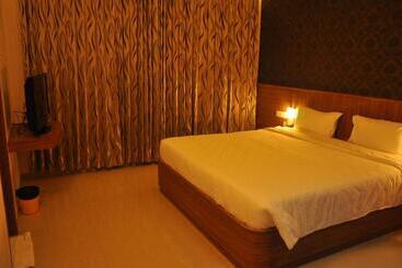 Hotel Chenduran Park