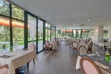 Logis Hotel Restaurant La Sapinière