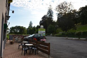 ホテル Restaurant Les Planottes