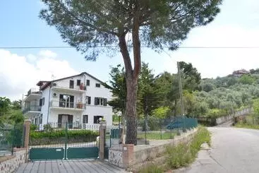 Nocleg ze śniadaniem Il Mare In Mansarda