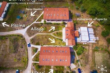 فندق ريفى Santa Pigna Country House