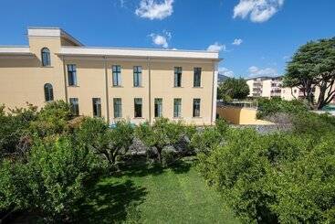 住宿加早餐  Palazzo Caracciolo Del Sole