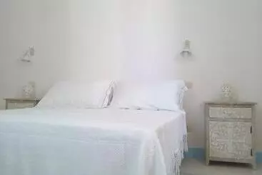 ベッドアンドブレックファースト Trullitria Rooms