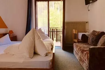 ベッドアンドブレックファースト Laugen Cafe Pizza Bb