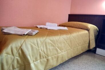 فندق فئة نجمة واحدة Cristallo