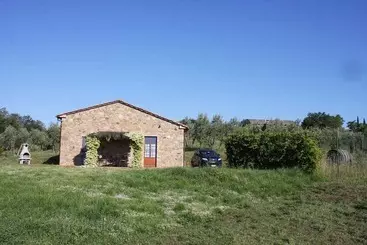 هتل روستایی Borgo Rapale