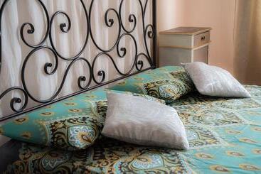 Tatiana Luxury Villa & B&b