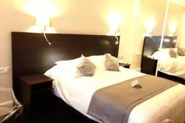 فندق Logis Le Midland